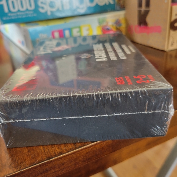 Exploding Kittens Card Game Set (new in box) - Picture 3 of 4